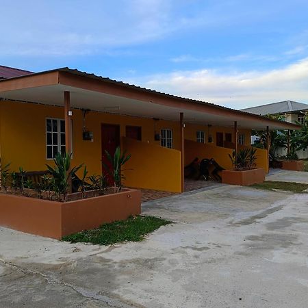 Alfa Roomstay Pantai Cenang  Eksteriør bilde